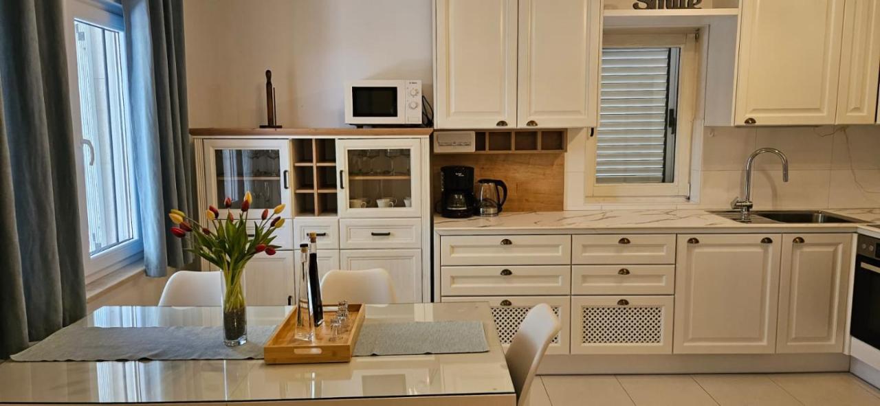 Vila Branka Makarska Luaran gambar