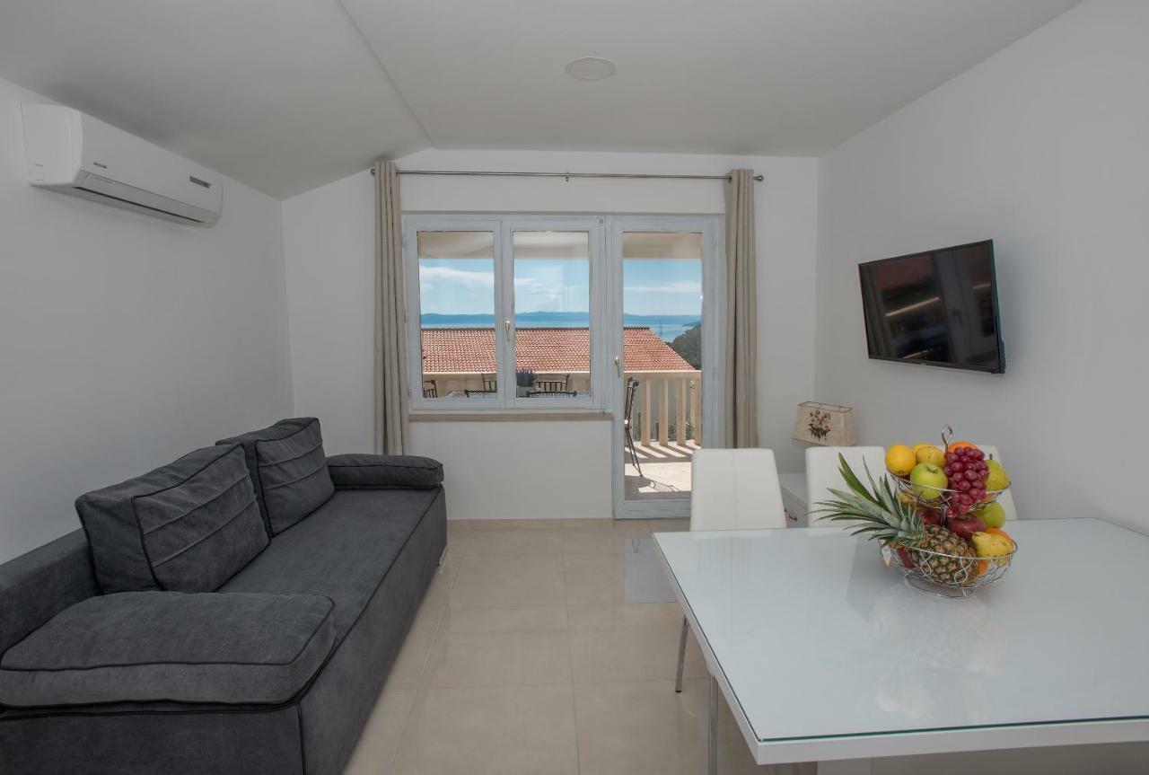 Vila Branka Makarska Luaran gambar