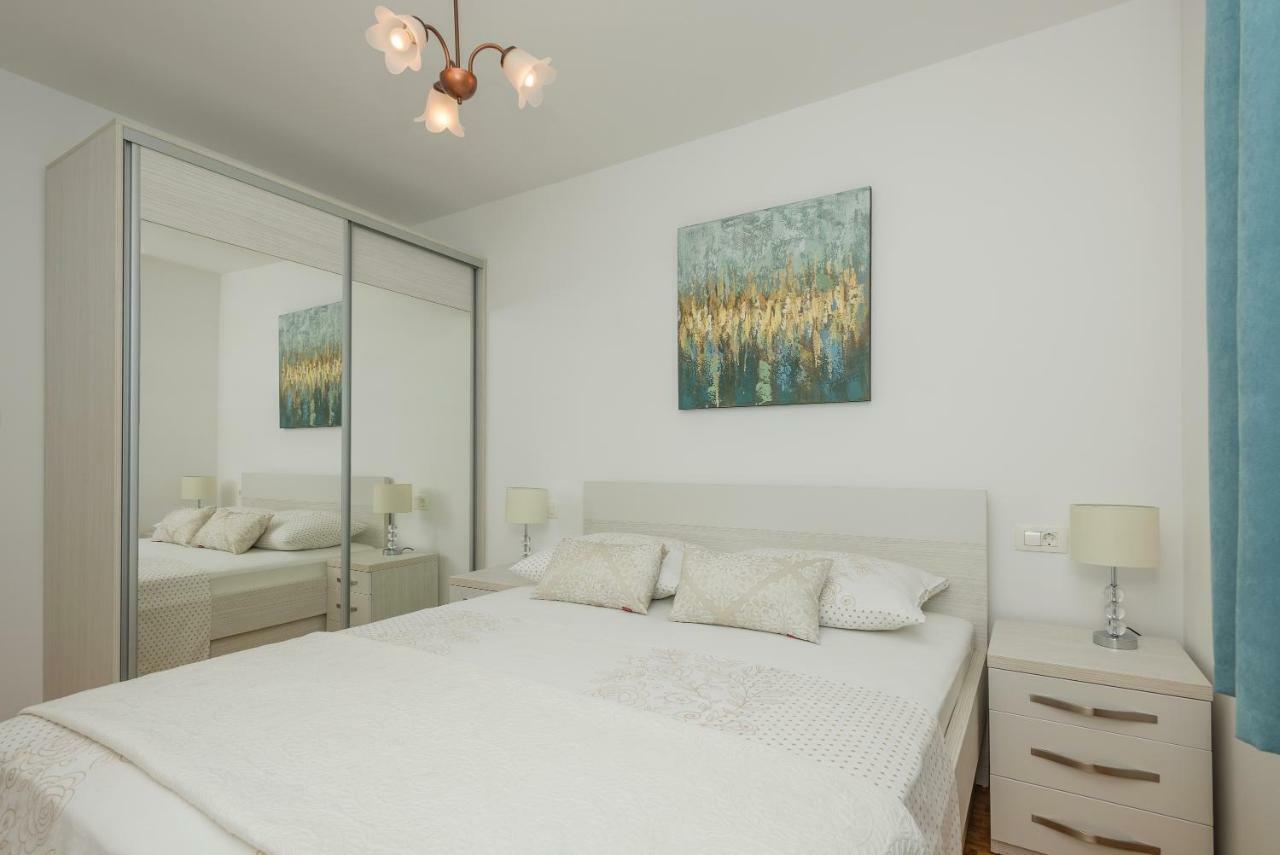 Vila Branka Makarska Luaran gambar